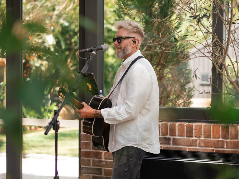 Chris Hutchison Weddings – Gold Coast Wedding Singer