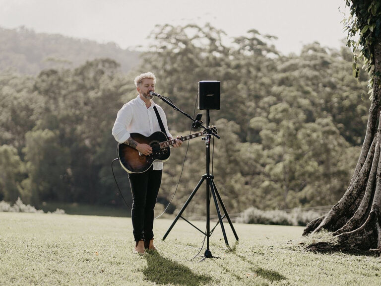 Chris Hutchison Weddings – Gold Coast Wedding Singer